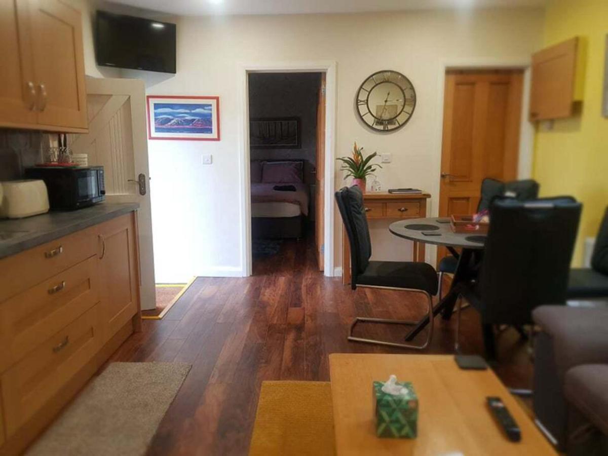 The Musical Ceol Cottage 1-Bedroom - Sleeps Four Ballynahinch Экстерьер фото